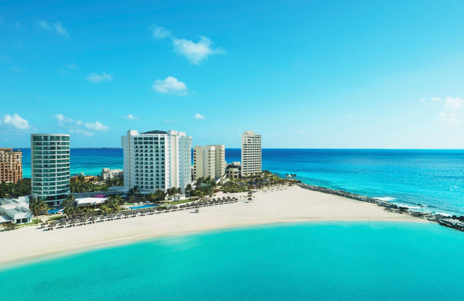 Krystal Grand® Cancún All Inclusive Krystal Grand® Cancún All Inclusive