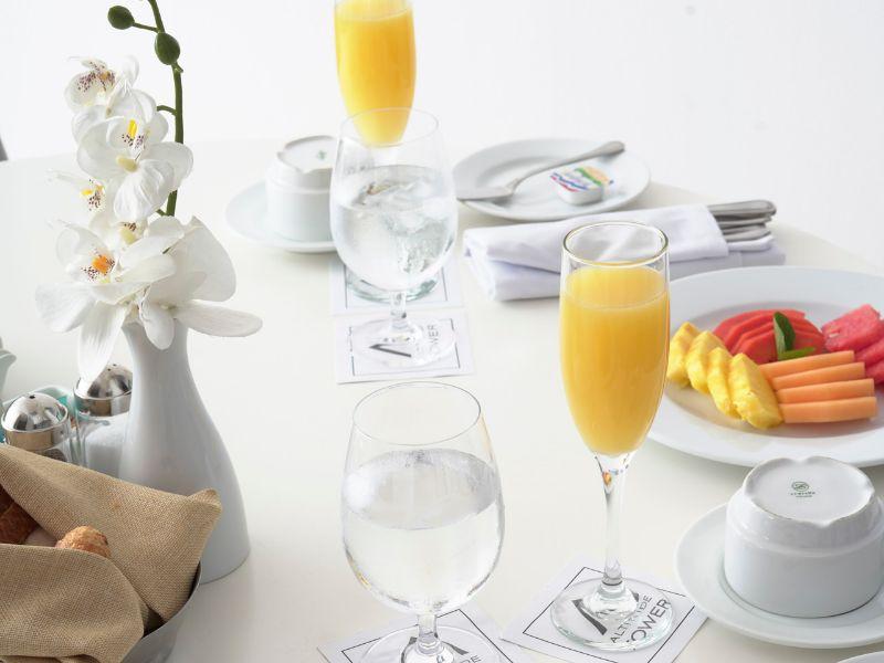 Room service ($)  Krystal Grand® Cancún All Inclusive Room service ($)  Krystal Grand® Cancún All Inclusive